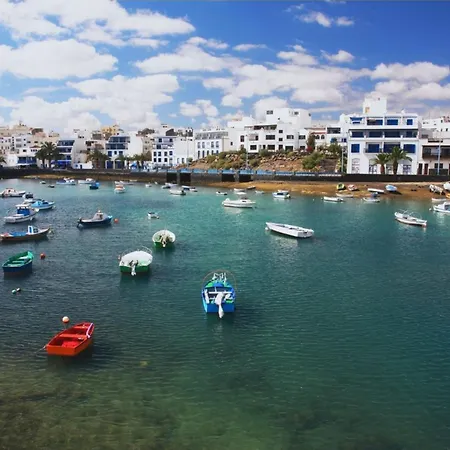 아파트 Eslanzarote 360º Rooftop Suite, Super Wifi 아리시페